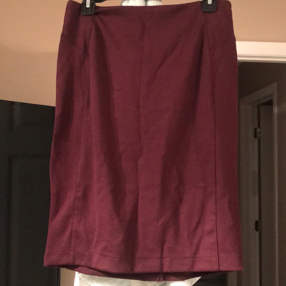 NY&C Maroon knee length pencil skirt new with tags